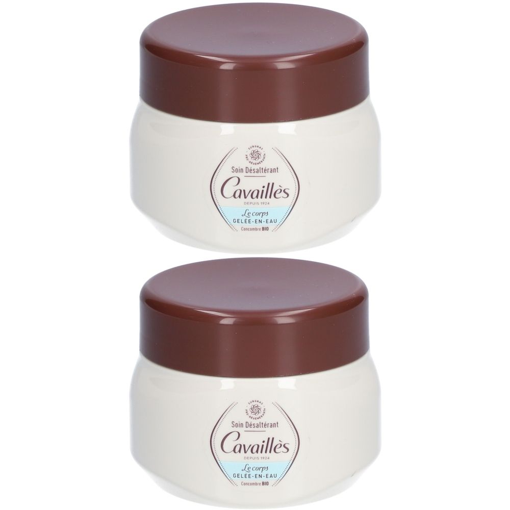 Deux pots de crème avec couvercles marron. Le nom de la marque Cavaillès et les désignations de produits sont visibles en bleu sur les pots blancs.