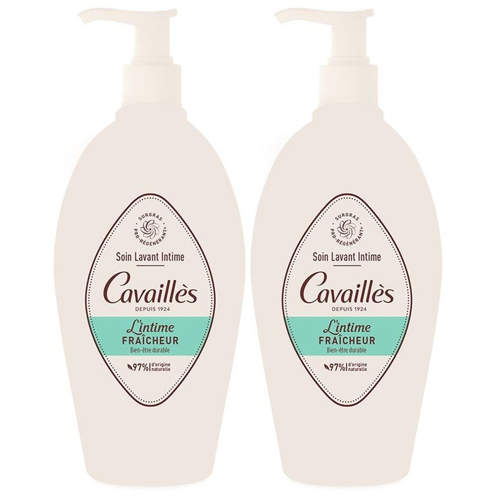 Deux flacons avec pompe. Inscription: Cavaillès, Soin Lavant Intime Fraîcheur. Design de bouteille blanc avec un accent turquoise.