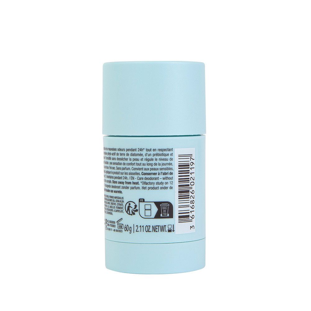 Emballage déodorant bleu clair avec étiquette arrière et code-barres.