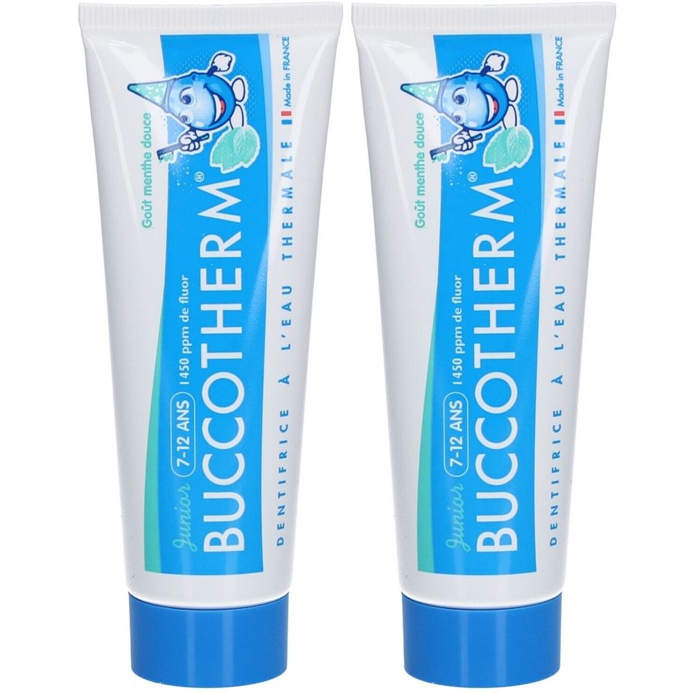 Deux tubes de dentifrice. Blanc, bleu et bleu clair. Inscription: Buccotherm Junior, 7-12 ans, 1450 ppm de fluor. Avec illustration.