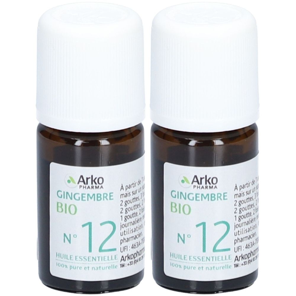 Deux flacons en verre brun avec bouchons blancs. Étiquettes : "Arko Pharma Gingembre Bio N°12 Huile Essentielle".