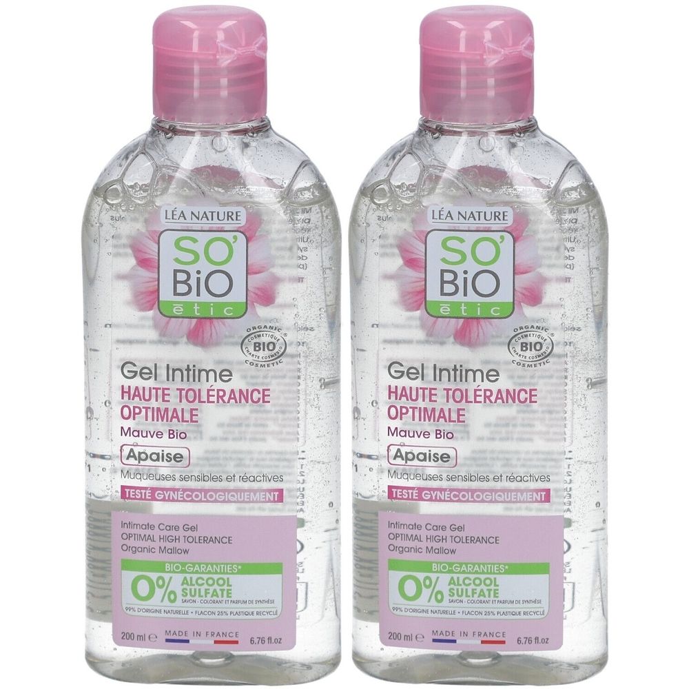 Deux flacons de gel intime SO BIO ETIC. Liquide clair dans des flacons transparents avec bouchons roses. Étiquette avec informations produit.