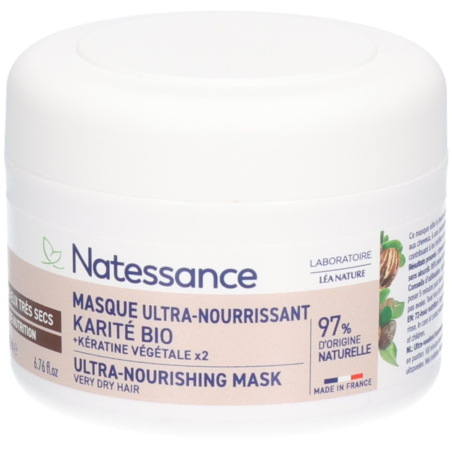 Pot blanc avec couvercle. Inscription: Natessance, Masque Ultra-Nourrissant, Karité Bio, 72h Nutrition. 97% d'origine naturelle.
