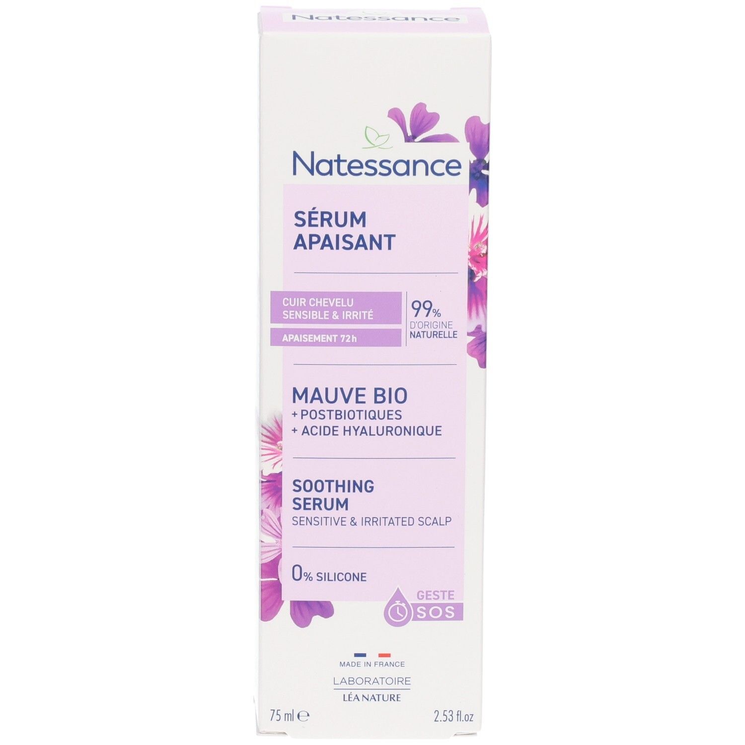 Boîte NATESSANCE SERUM APAISANT. Blanc et lilas. Texte: SERUM APAISANT, 99% naturelle, 75ml. Ingrédients visibles.