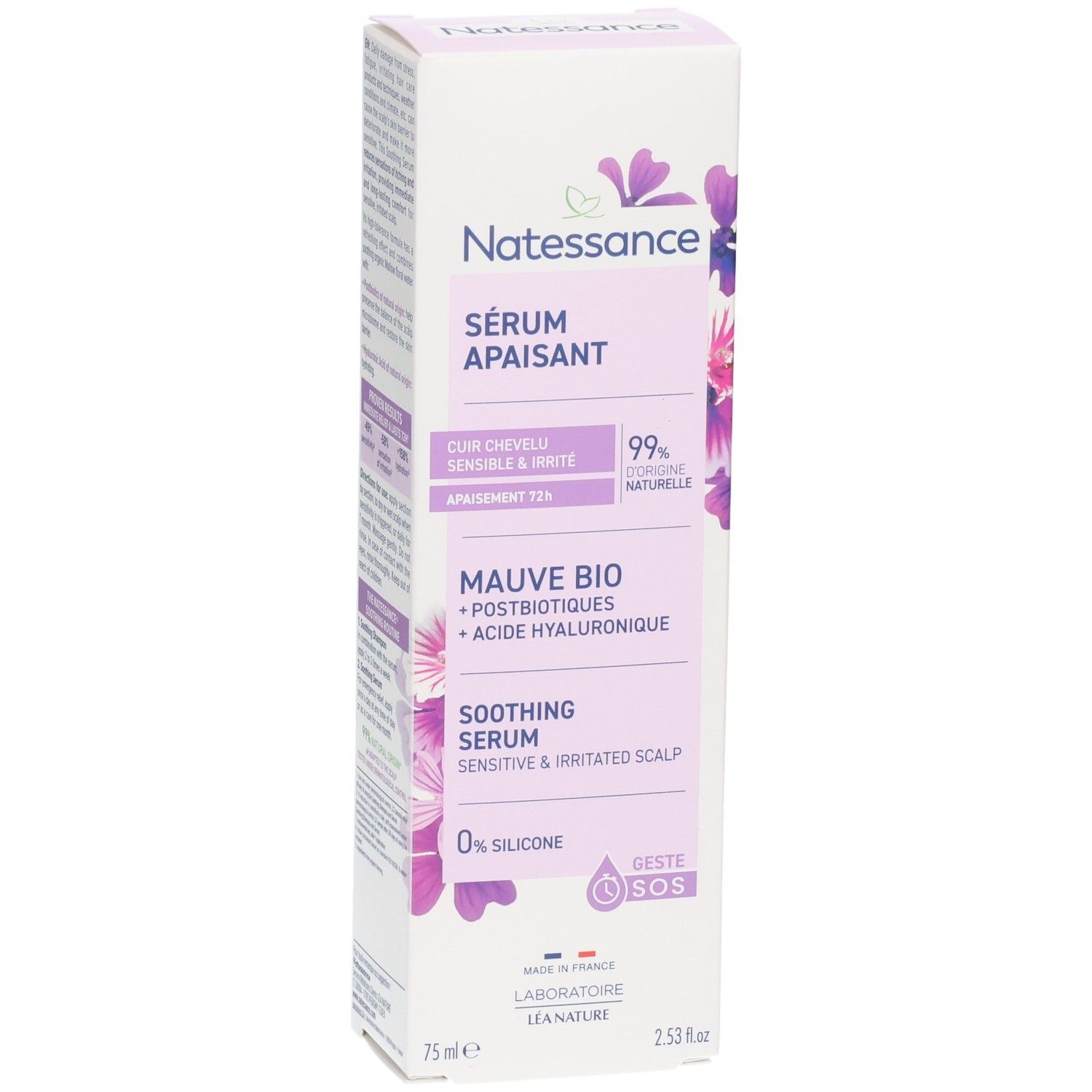 Boîte NATESSANCE SERUM APAISANT. Blanc et lilas. Texte: SERUM APAISANT, 99% naturelle, 75ml. Ingrédients visibles.