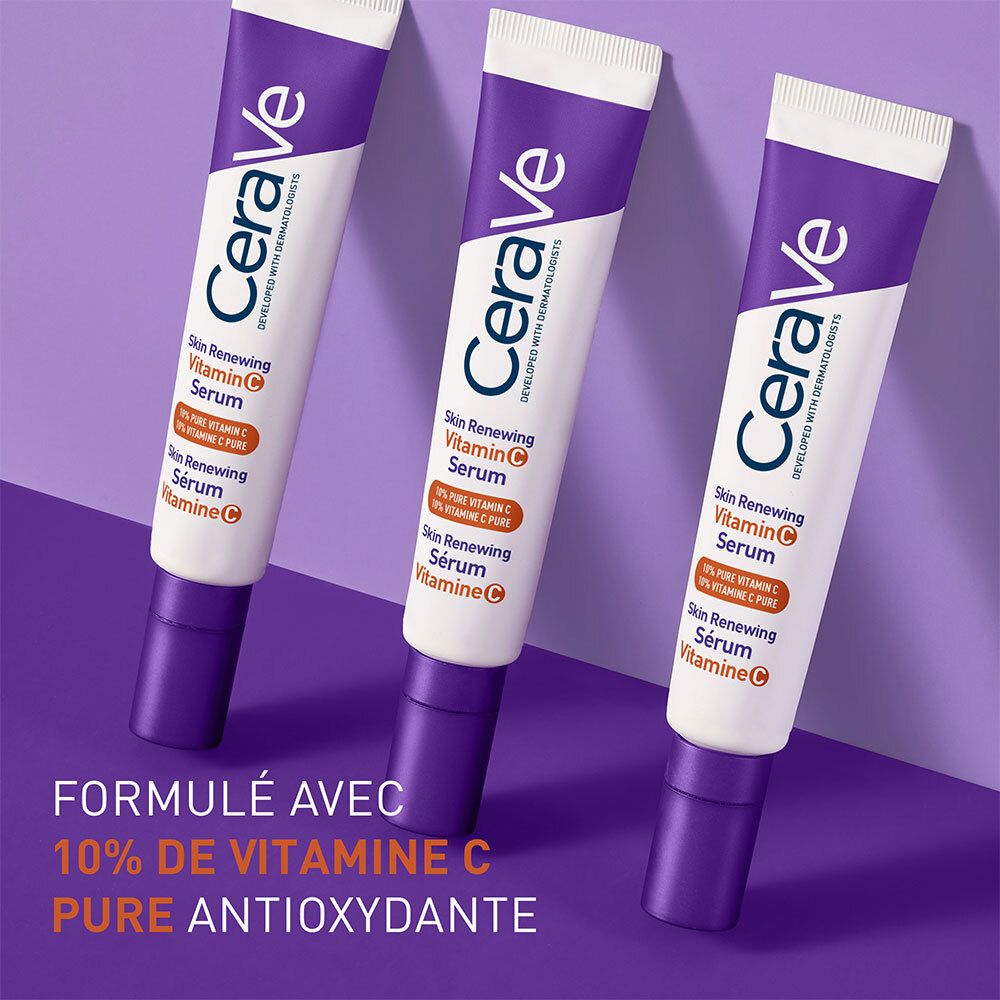 Trois tubes CeraVe Skin Renewing Vitamin C Serum avec texte: 'FORMULÉ AVEC 10% DE VITAMINE C PURE ANTIOXYDANTE'.