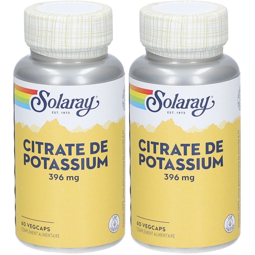 Deux flacons de Citrate de Potassium SOLARAY. Inscription : Citrate de Potassium 396 mg, 60 Vegcaps. Flacons argentés, bouchons blancs.