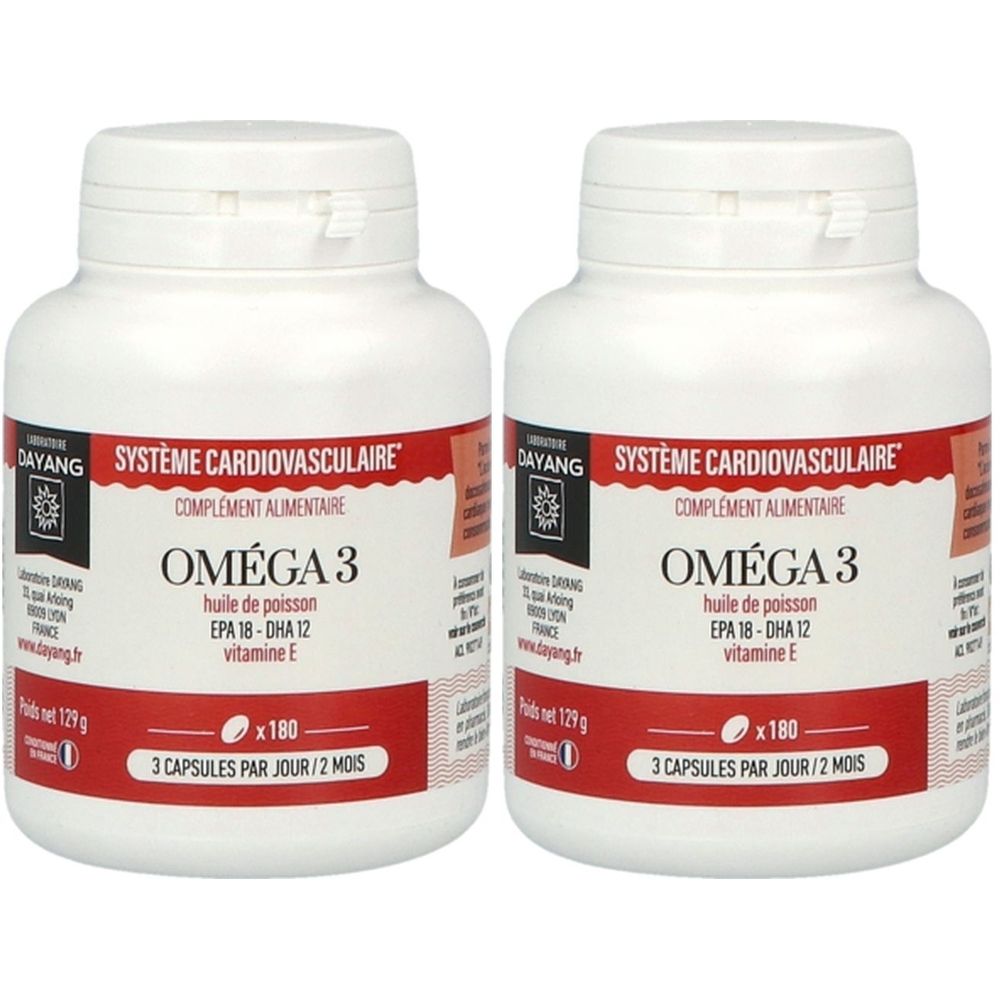 Deux flacons blancs avec étiquettes rouges et noires. Inscription: OMÉGA 3, huile de poisson, EPA 18-DHA 12, vitamine E. Contient 180 capsules.