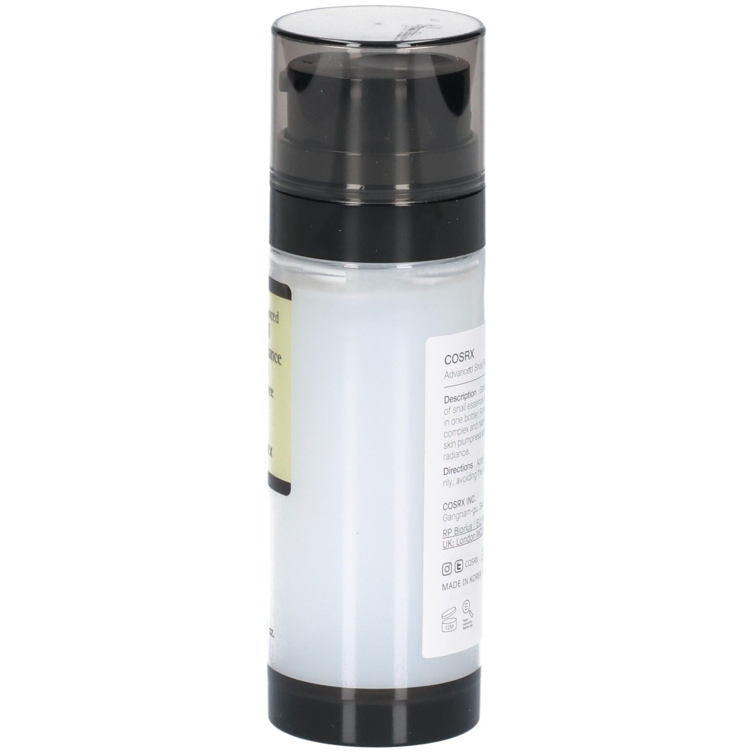 Flacon Cosrx Advanced Snail Radiance Dual Essence, vue latérale avec liquide blanc.