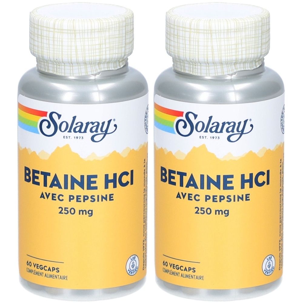 Deux flacons avec bouchons blancs et étiquettes. L'étiquette indique "Solaray Betaine HCI" et "250 mg".