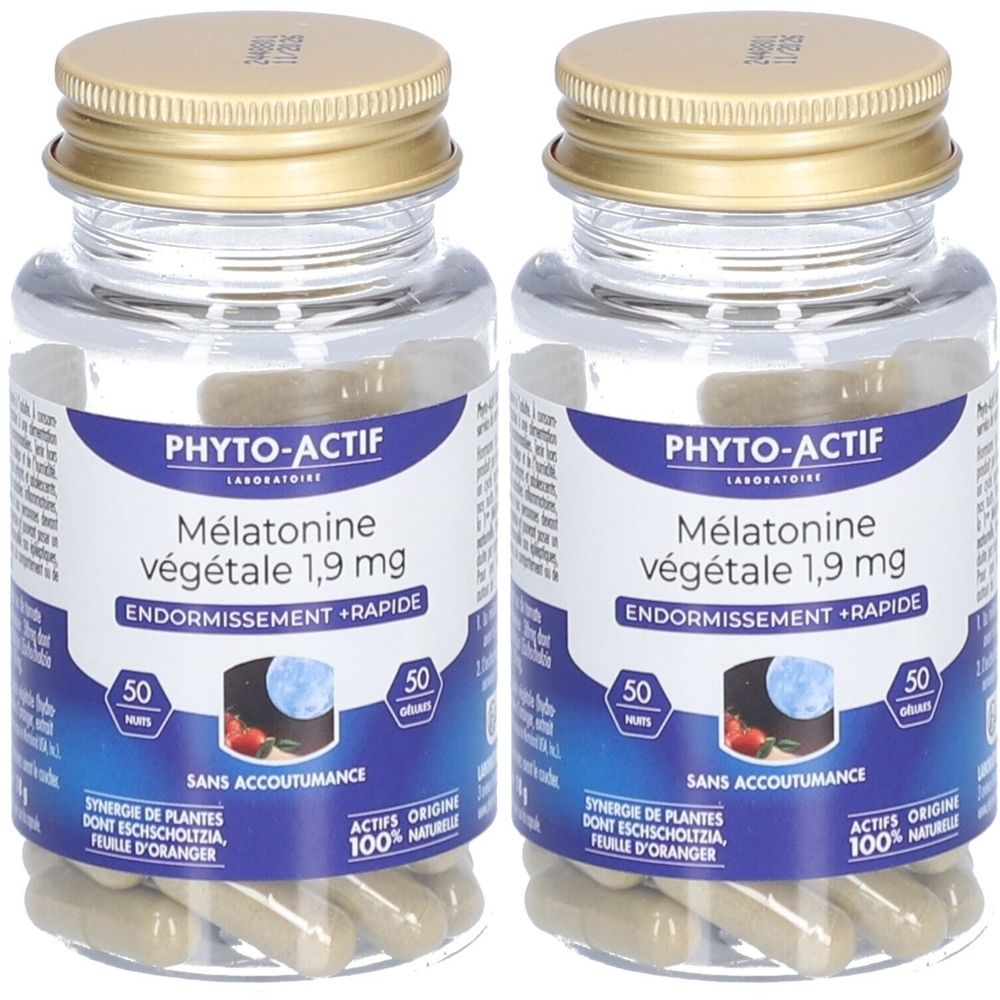 Deux flacons en verre avec capsules. Inscription: PHYTO-ACTIF, Mélatonine végétale 1,9 mg, ENDORMISSEMENT + RAPIDE. 50 capsules. Bouchon doré.