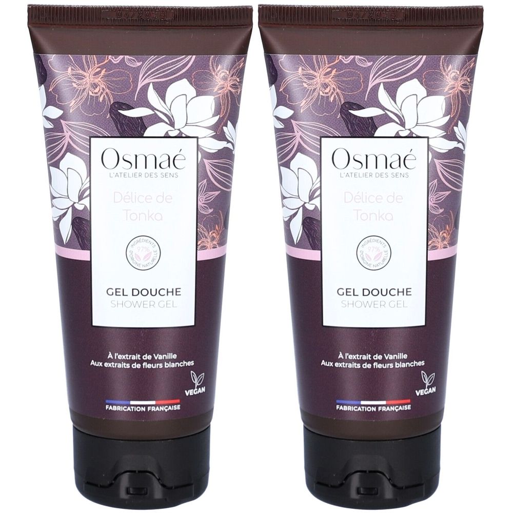 Deux tubes de gel douche. Inscription: Osmaé, Délice de Tonka, Gel Douche. Avec extraits de vanille et de fleurs blanches. Vegan. Fabriqué en France.