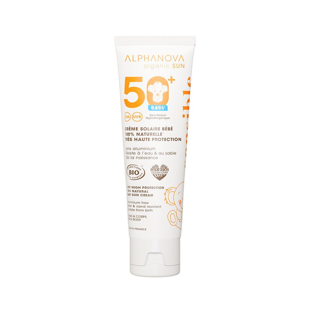 Tube blanc avec texte. "50" et "BABY" oranges. Texte: Crème solaire bébé, 100% naturelle, très haute protection. Label Bio.