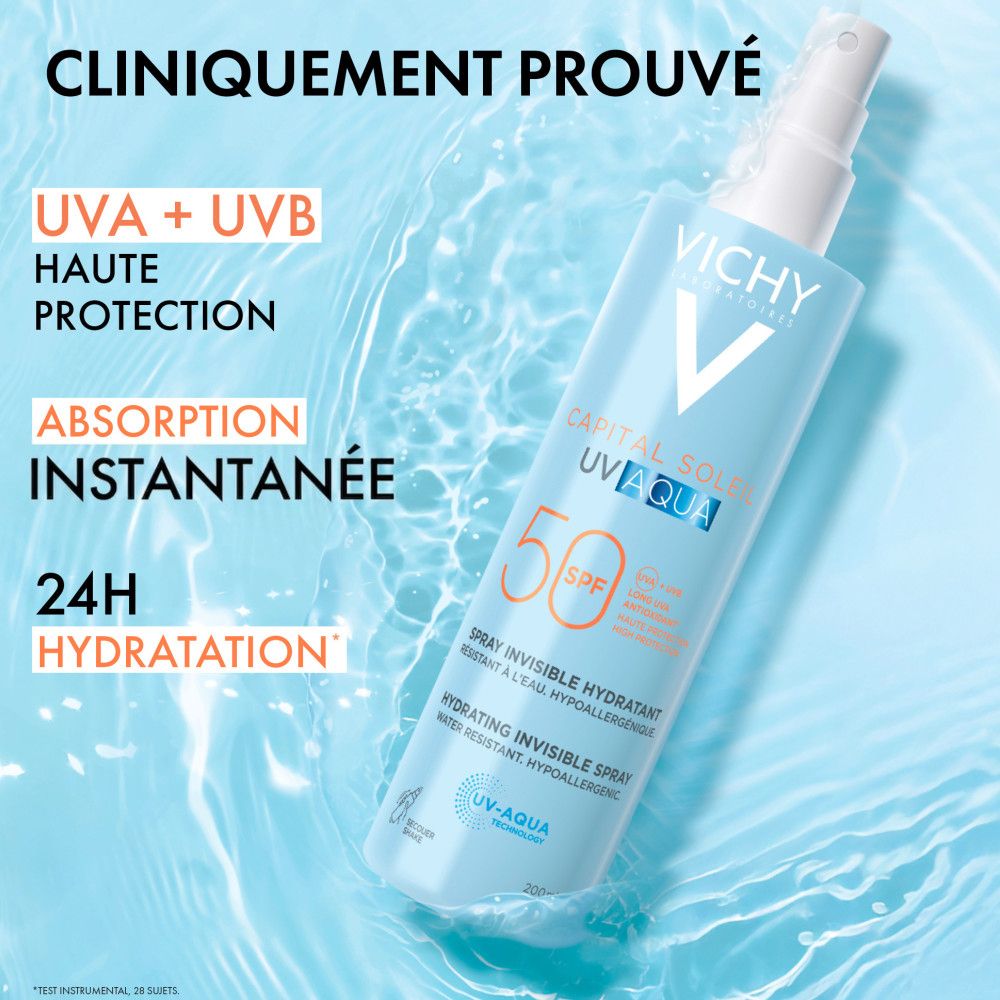 Flacon bleu clair avec vaporisateur. Inscription: Vichy, Capital Soleil, UV Aqua, SPF 50. Texte: CLINIQUEMENT PROUVÉ.