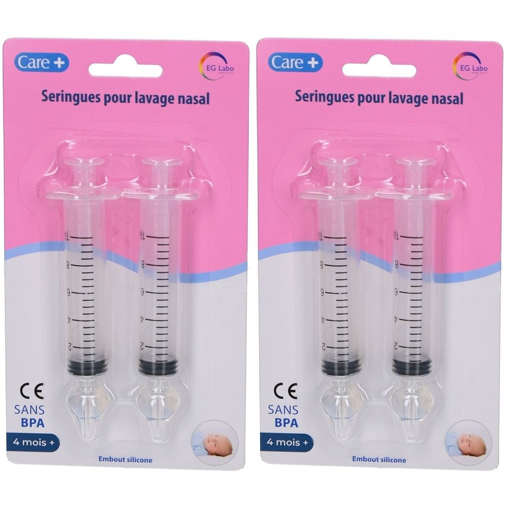 Deux seringues pour lavage nasal sous blister. Inscription : Care+, marquage CE, sans BPA, dès 4 mois. Embout silicone.