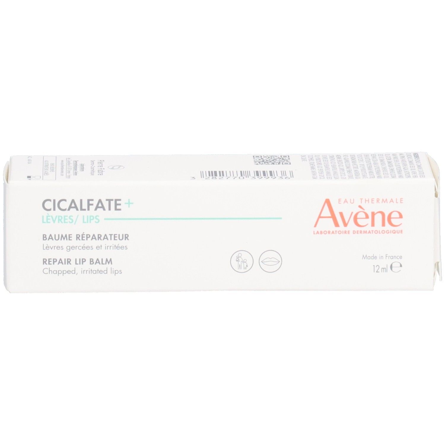 Emballage blanc. Inscription "CICALFATE+ LÈVRES/LIPS". Contient Repair Lip Balm. 12ml.