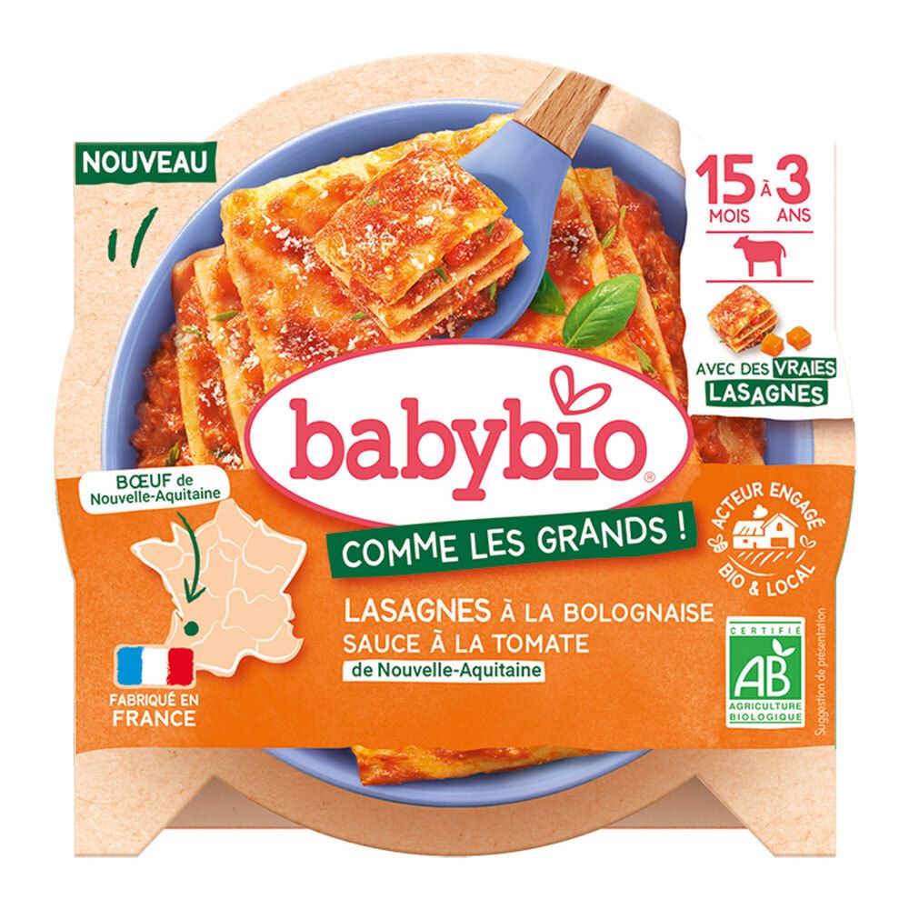 Plat de lasagnes en barquette. Logo Babybio. Texte: Lasagnes à la bolognaise, Sauce à la tomate de Nouvelle-Aquitaine. Label bio.