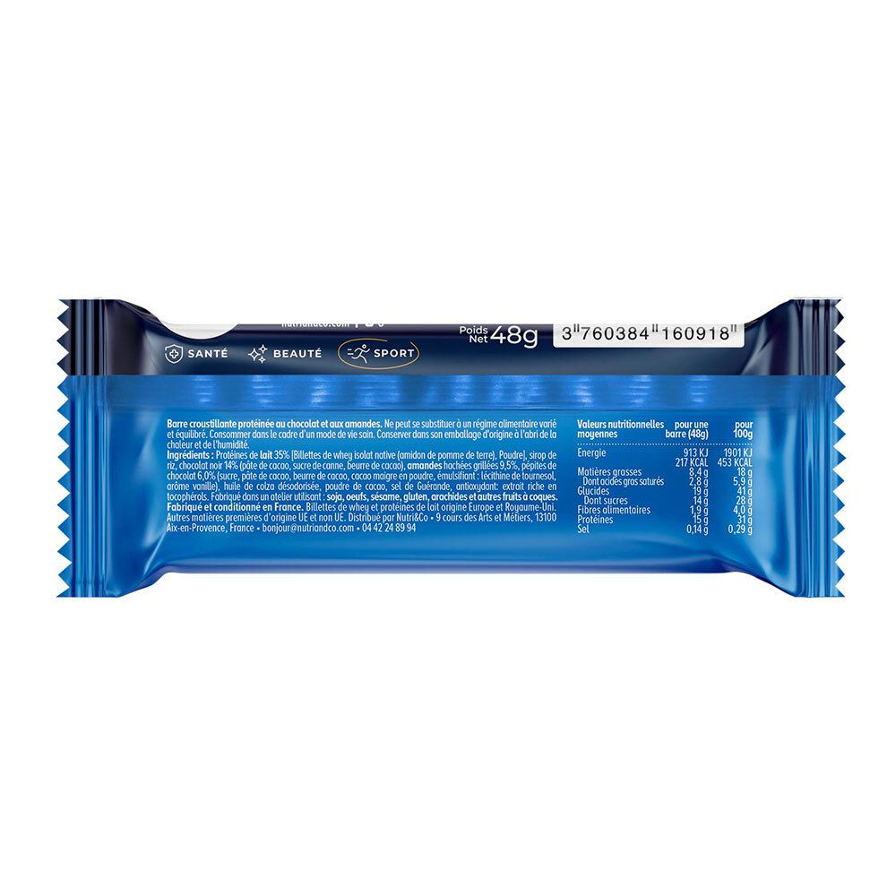 Dos de l'emballage de la barre protéinée. Texte: informations nutritionnelles, liste des ingrédients. Logos: Santé, Beauté, Sport. Poids: 48g.