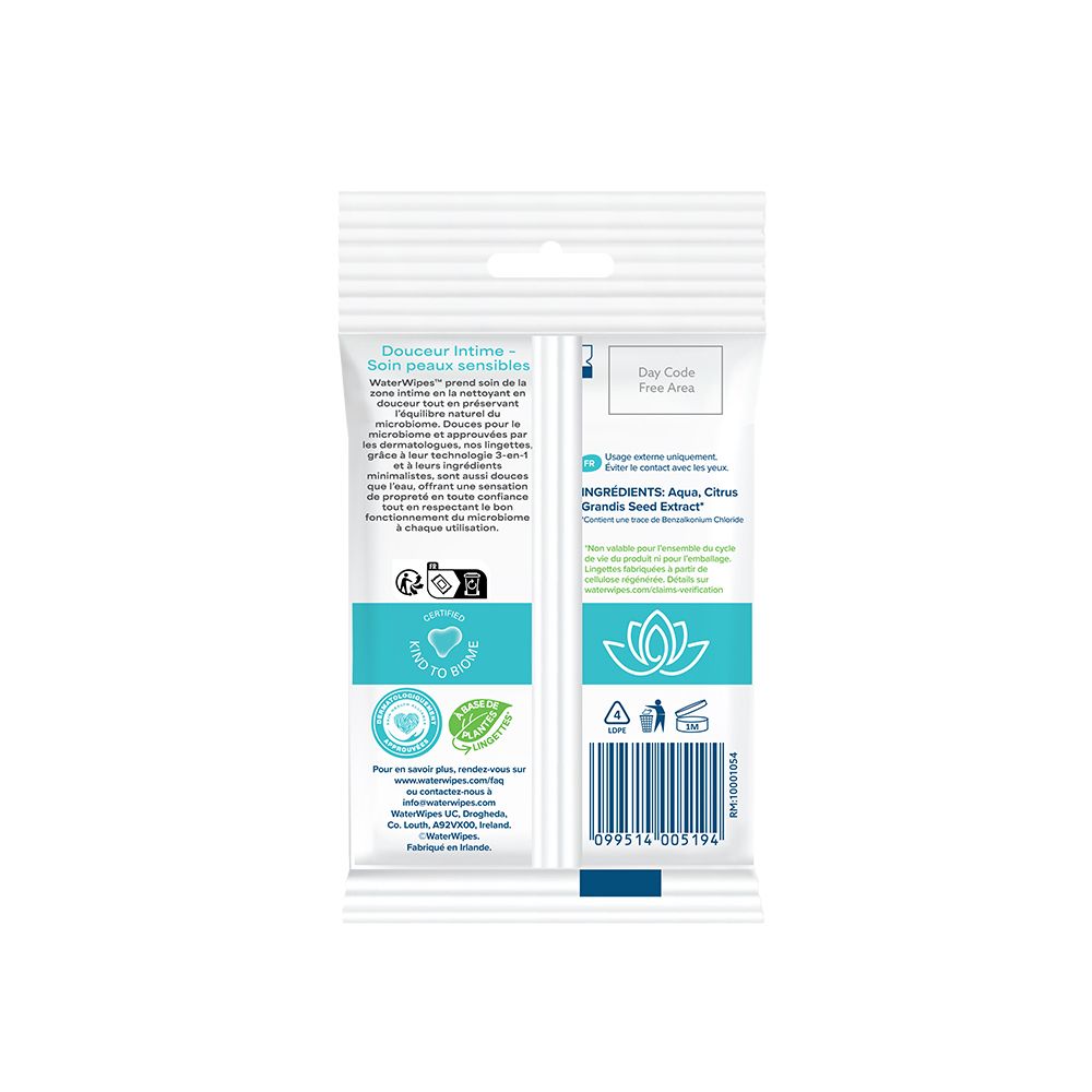 Arrière de l'emballage WaterWipes lingettes intimes avec ingrédients et certifications.