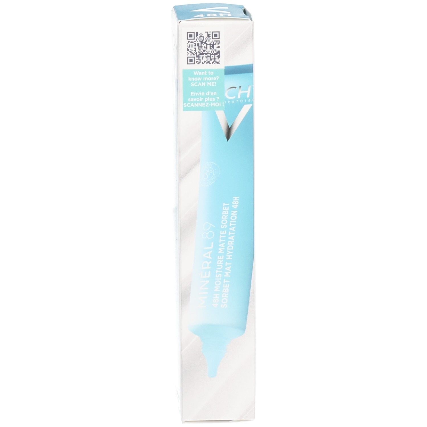 Produit dans son emballage. Tube turquoise dans une boîte blanche. Inscription: Vichy, Mineral 89, 48H Moisture Matte Sorbet.