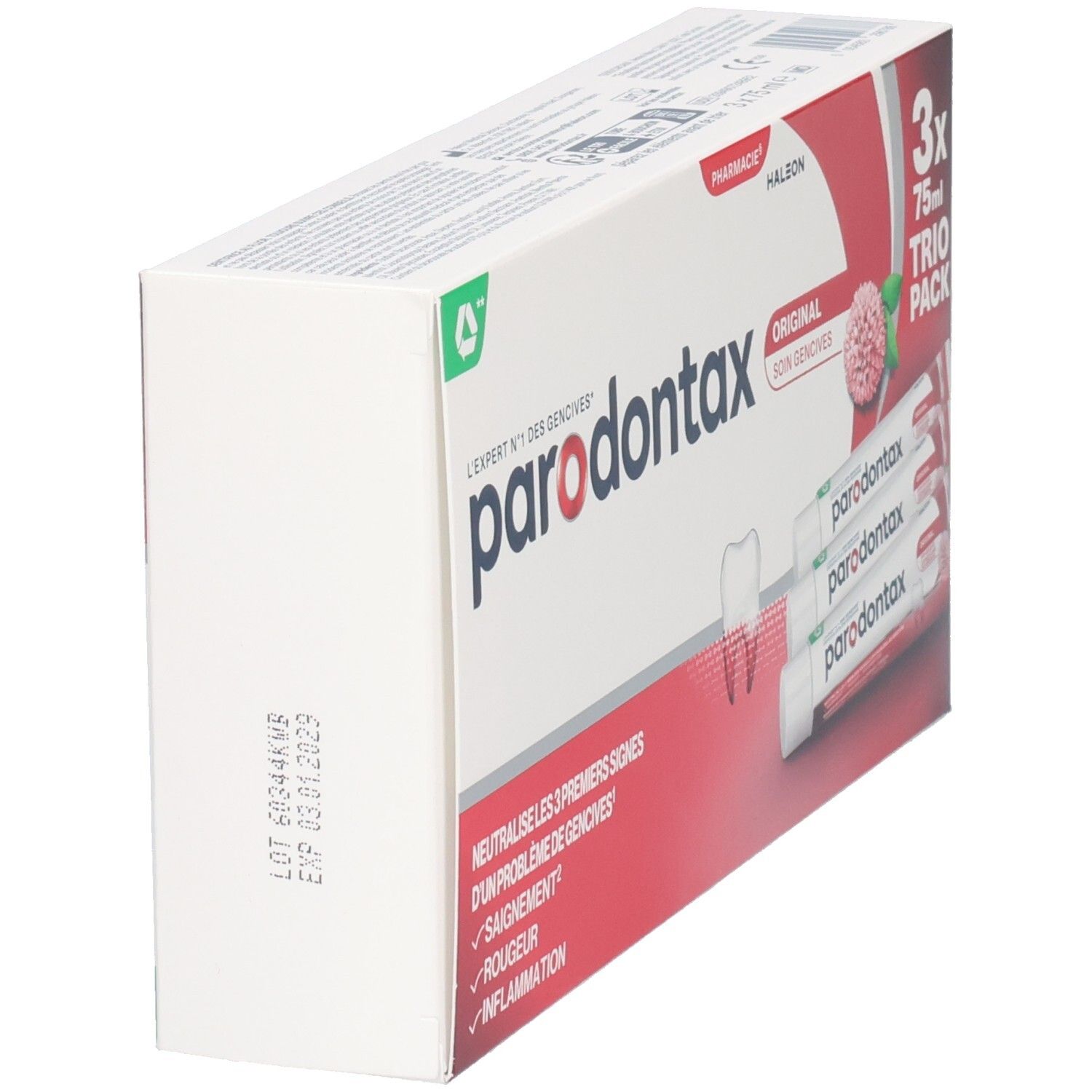 Vue latérale de l'emballage de dentifrice. Inscription: parodontax, Original. Contient trois tubes. Emballage rouge et blanc.