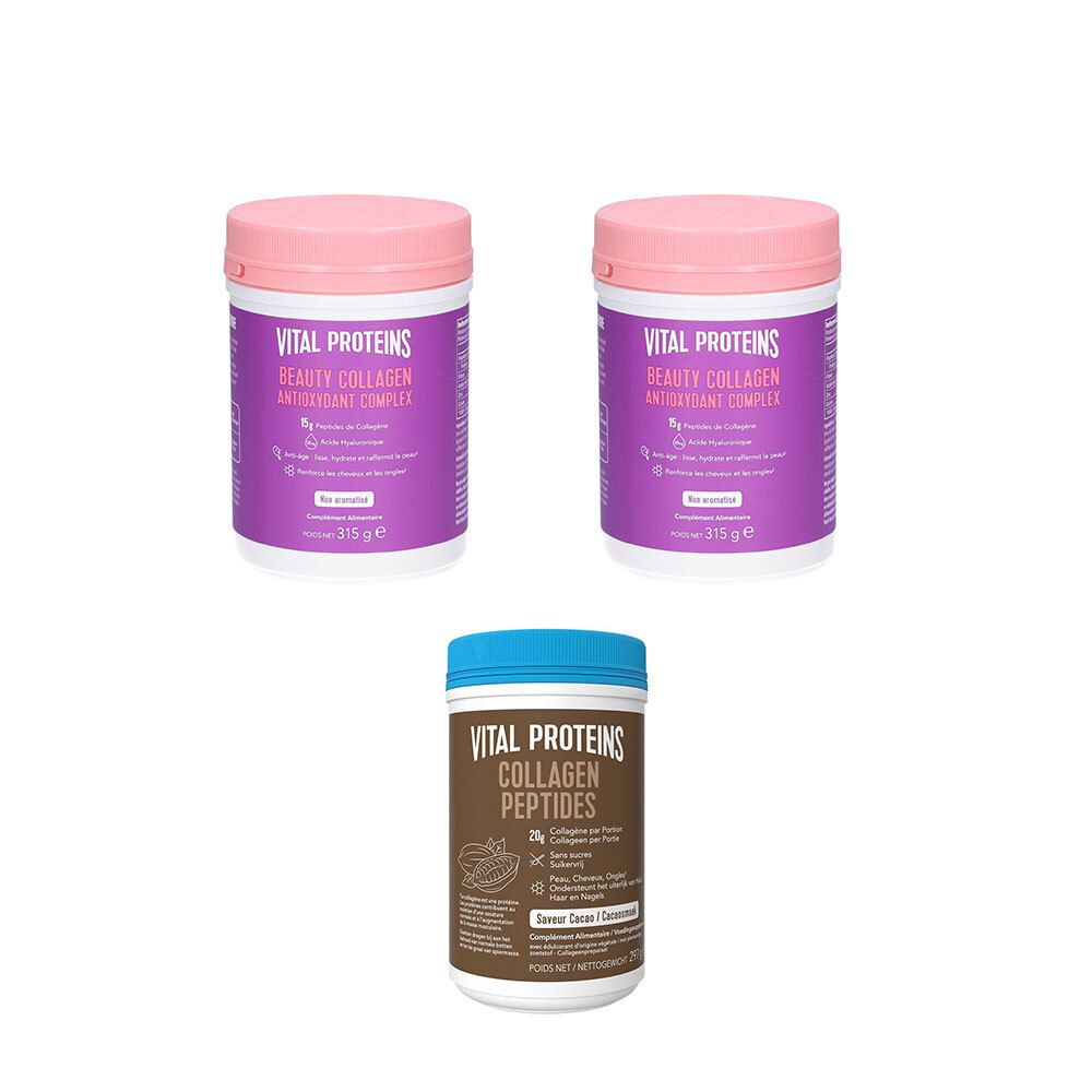 Trois contenants. Deux boîtes violettes avec couvercles roses, étiquetées Vital Proteins Beauty Collagen. Une boîte marron avec couvercle bleu.