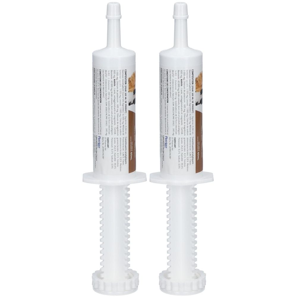 Deux seringues blanches avec des étiquettes marron. Les seringues ont un piston et un embout.