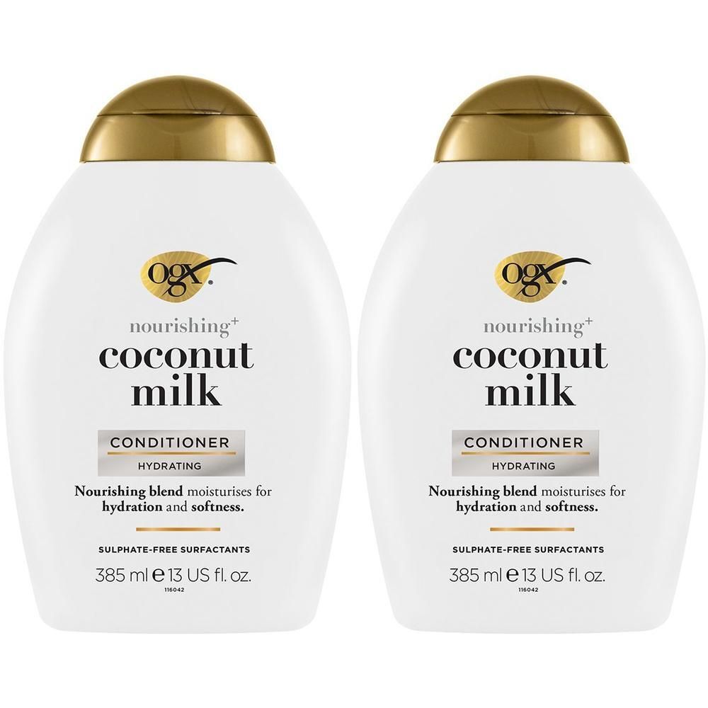 Deux flacons blancs avec bouchons dorés. Inscription: OGX, Coconut Milk, Conditioner. Texte: Nourishing blend moisturises for hydration and softness.