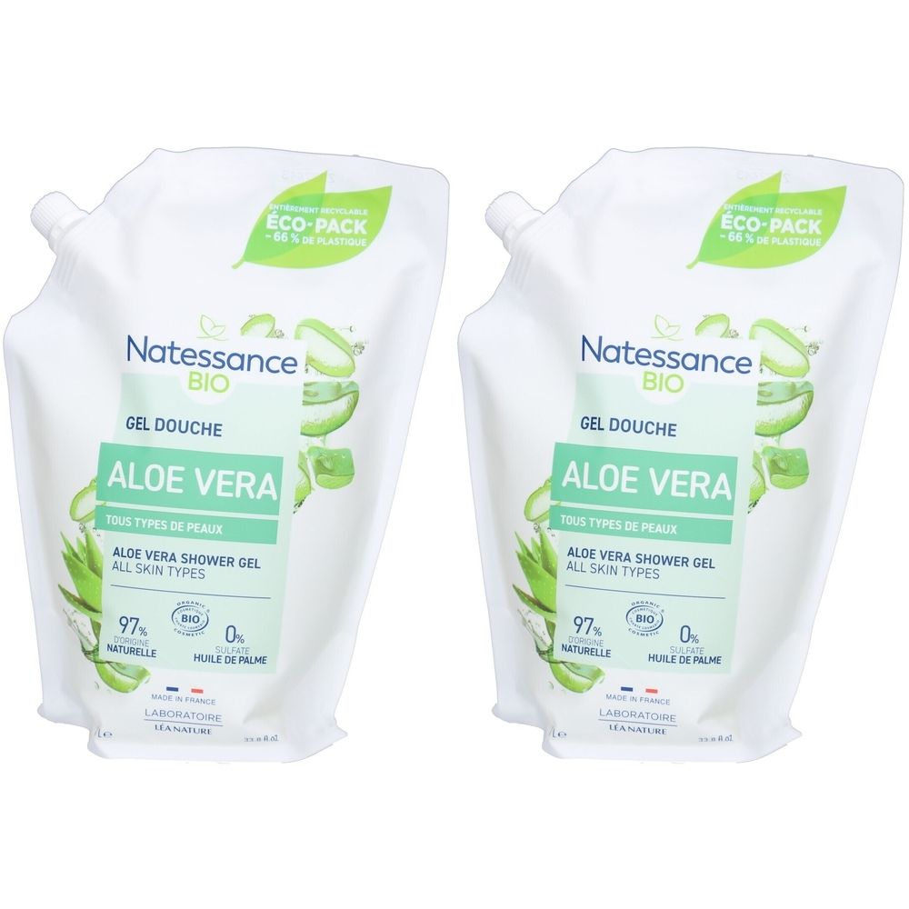 Deux recharges blanches avec impression. Inscription : Natessance BIO, gel douche Aloe Vera. Avec logo Eco-Pack.