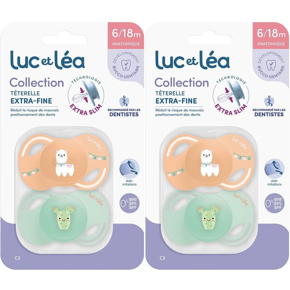 Deux emballages de sucettes Luc et Léa Collection Extra-Fine. Recommandé pour les 6/18 mois. Motifs lama et girafe sur l'emballage.