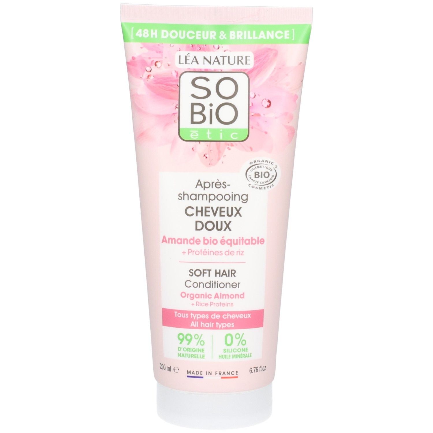 Tube rose avec bouchon vert. Inscription: So Bio Etic Après-Shampooing Cheveux Doux. Certification bio. Texte en français et anglais.