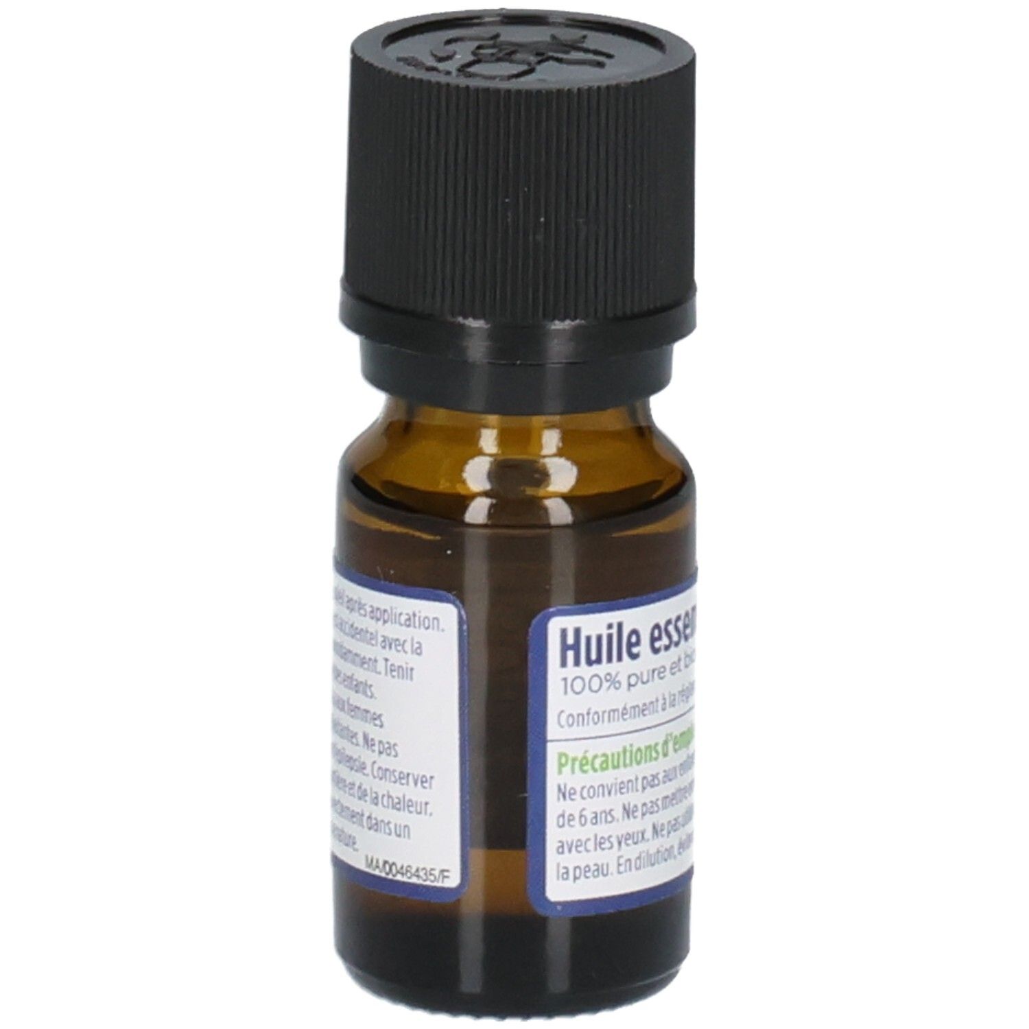 Flacon en verre brun, bouchon noir. Étiquette bleue avec texte: Huile essentielle. Texte en français.