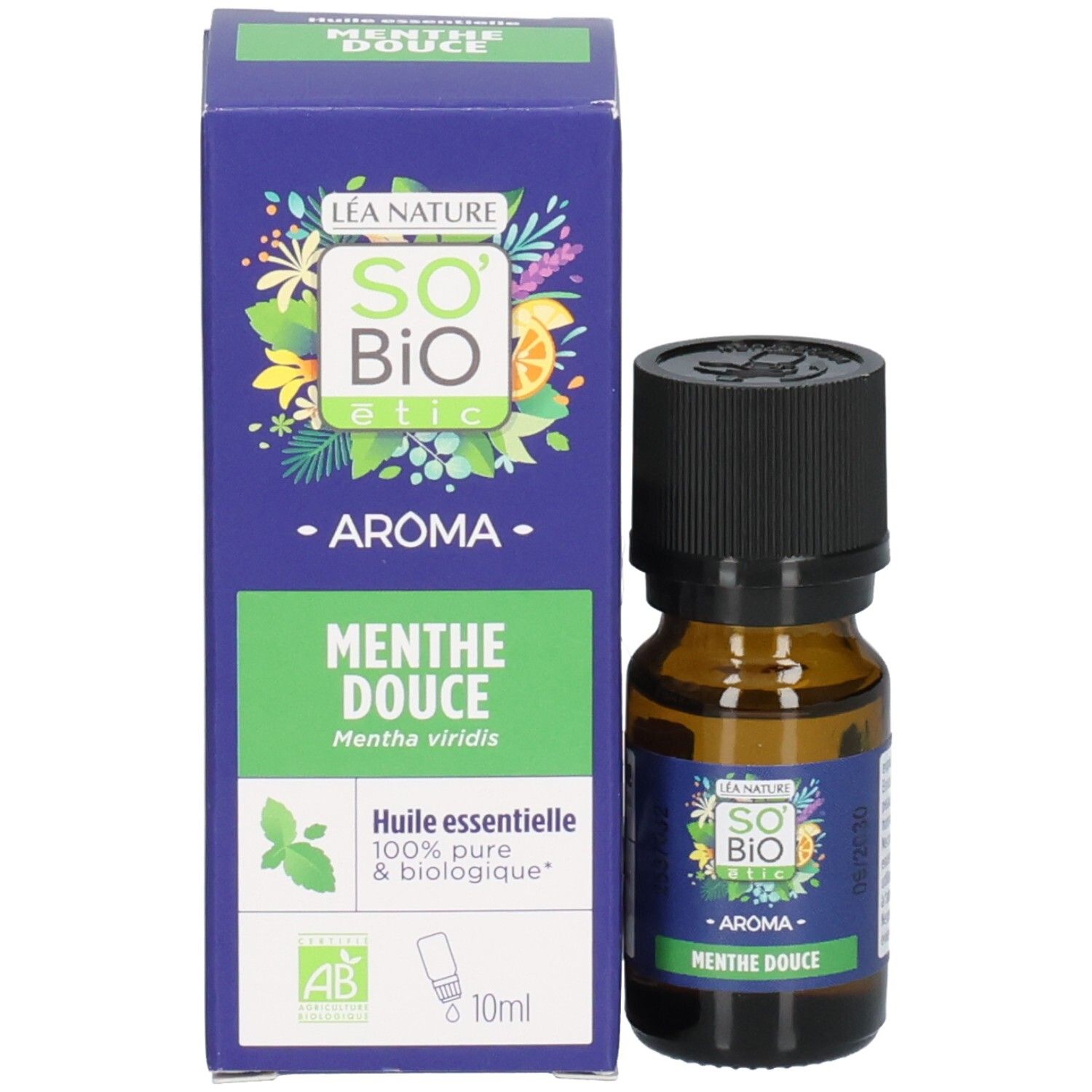 Flacon en verre brun, bouchon noir et boîte. Boîte avec texte: So Bio, Menthe Douce, Huile essentielle.