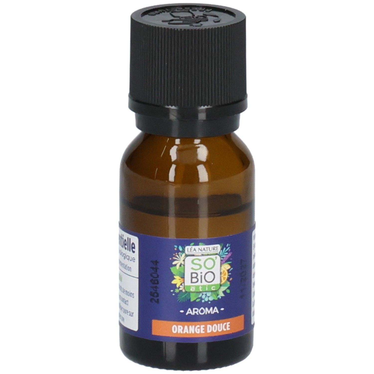 Flacon en verre brun avec bouchon noir. Étiquette : Aroma Orange Douce. Marque : So Bio Etic.