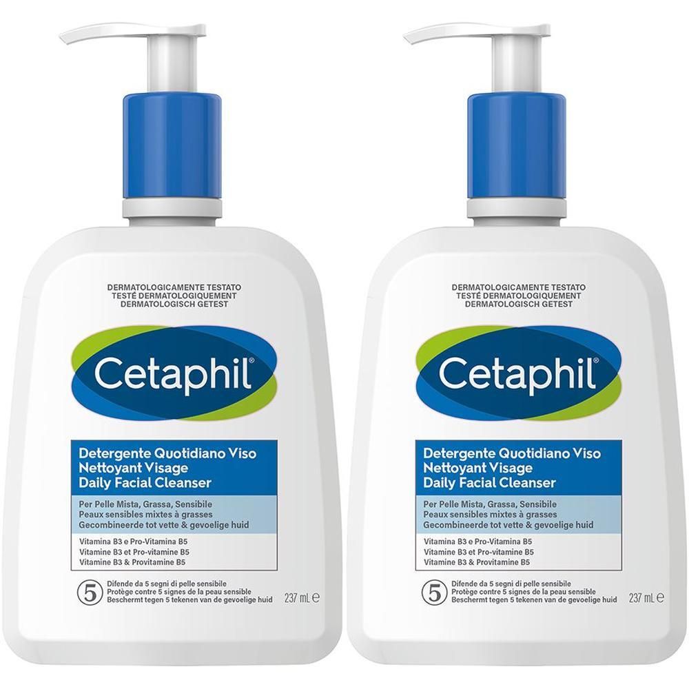 Deux flacons de Cetaphil Daily Facial Cleanser avec pompe. Flacons blancs avec pompes bleues. Texte: Cetaphil, Daily Facial Cleanser.