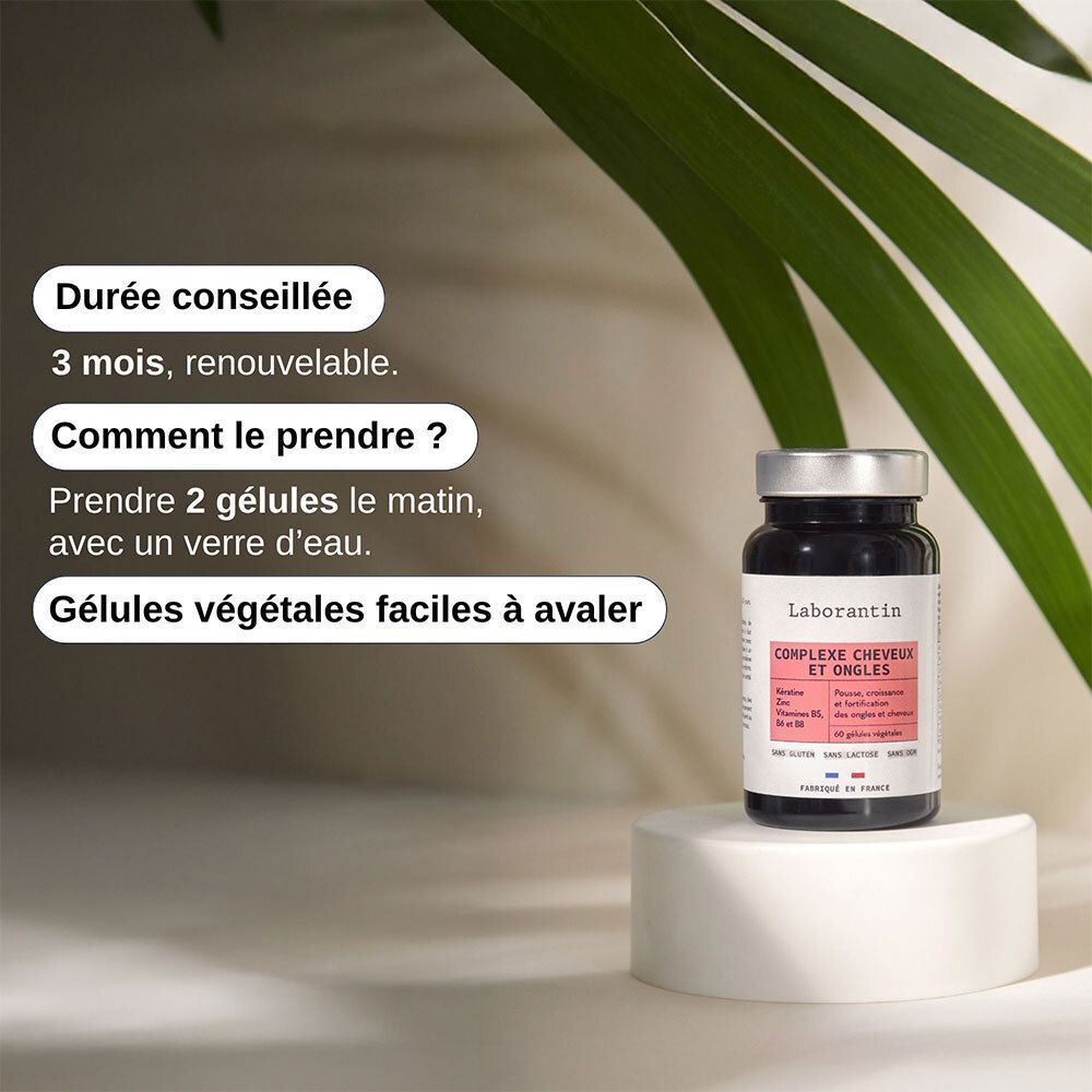 Flacon de gélules. Inscription: Laborantin Complexe Cheveux et Ongles. Texte: 3 mois, 2 gélules le matin.