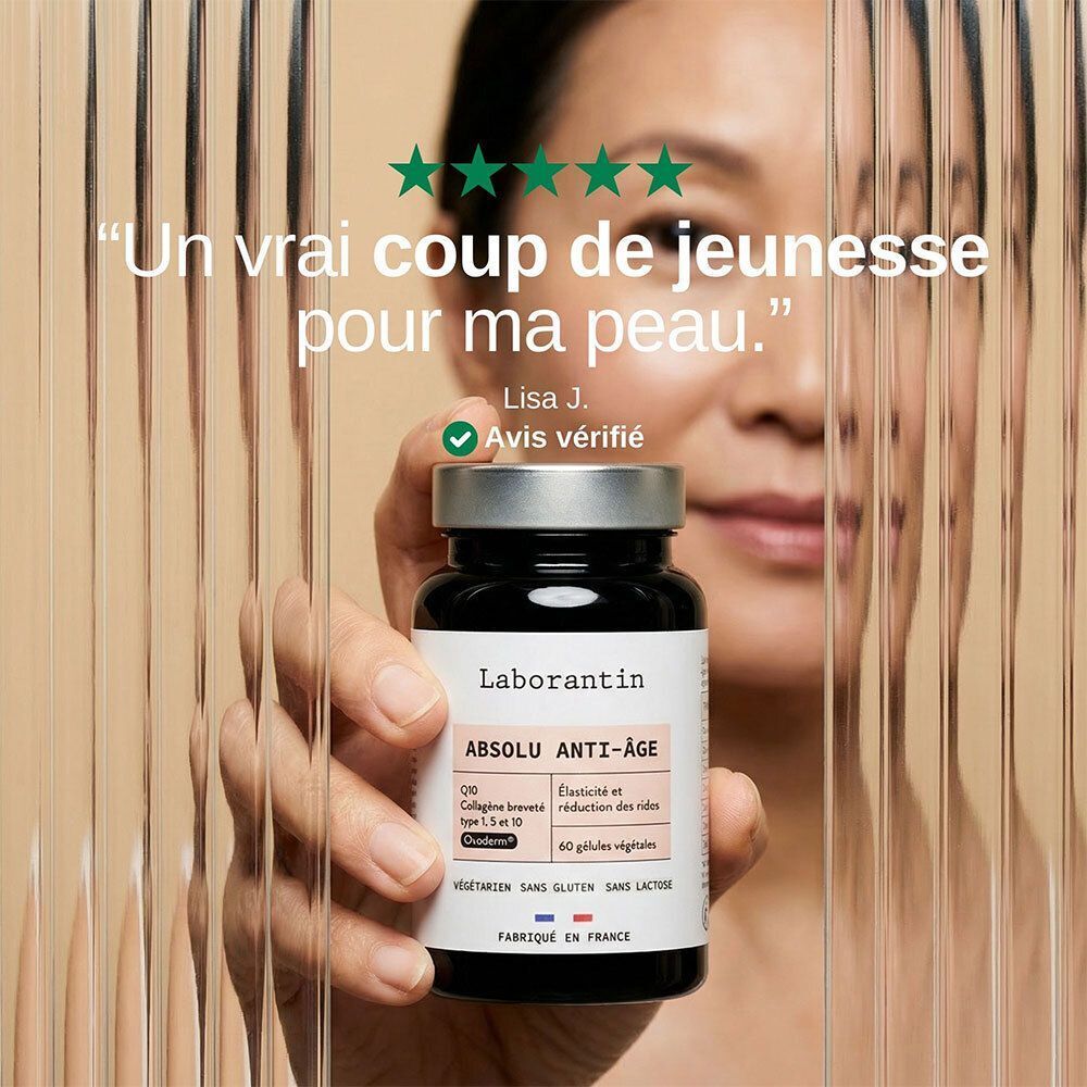 Femme tenant un flacon avec couvercle noir et étiquette. Inscription : Laborantin Absolu Anti-Âge. Citation : Un vrai coup de jeunesse.