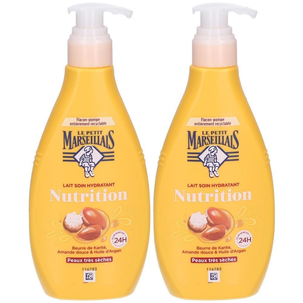 Deux flacons jaunes avec pompe. Inscription: Le Petit Marseillais, Lait Soin Hydratant Nutrition. Texte: Beurre de Karité, Peaux très sèches.