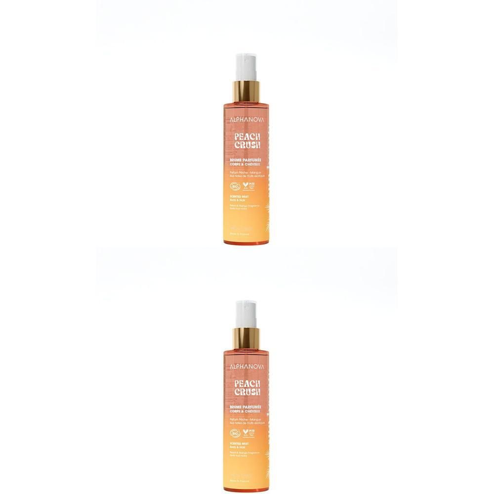 Deux flacons vaporisateurs avec bouchons dorés et étiquettes. Inscription: PEACH CRUSH. Dégradé de couleurs orange à jaune.