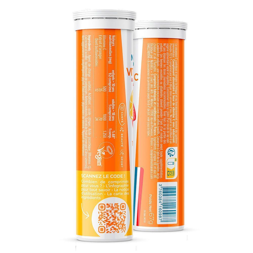 Deux tubes de comprimés de vitamine C. Dos avec texte et code QR. Inscription: NUTRI&CO, Vitamine C, citron, fraise.