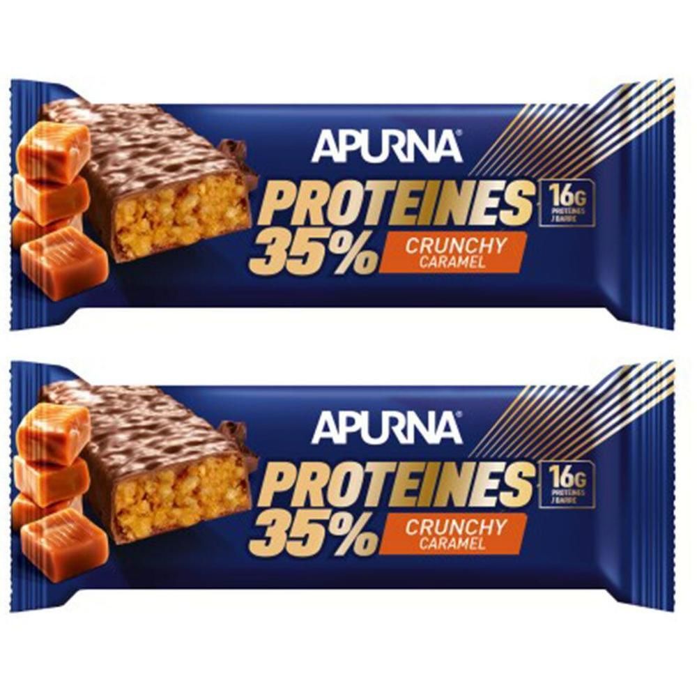 Deux barres protéinées APURNA. Emballage bleu avec nom du produit et 35% de protéines. Morceaux de caramel à côté.