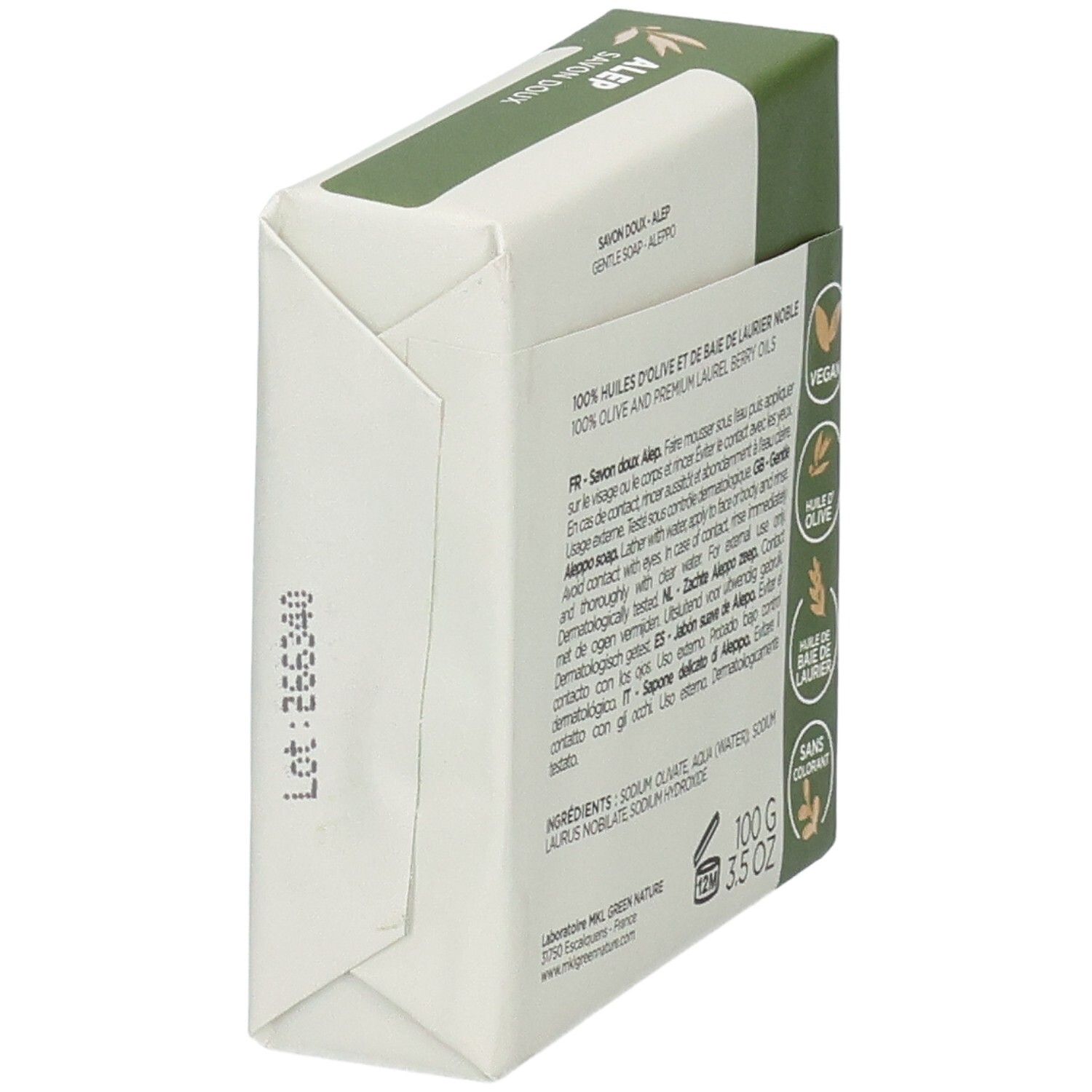 Emballage d'un savon doux Alep MKL Green Nature, 100g. Vue en biais.