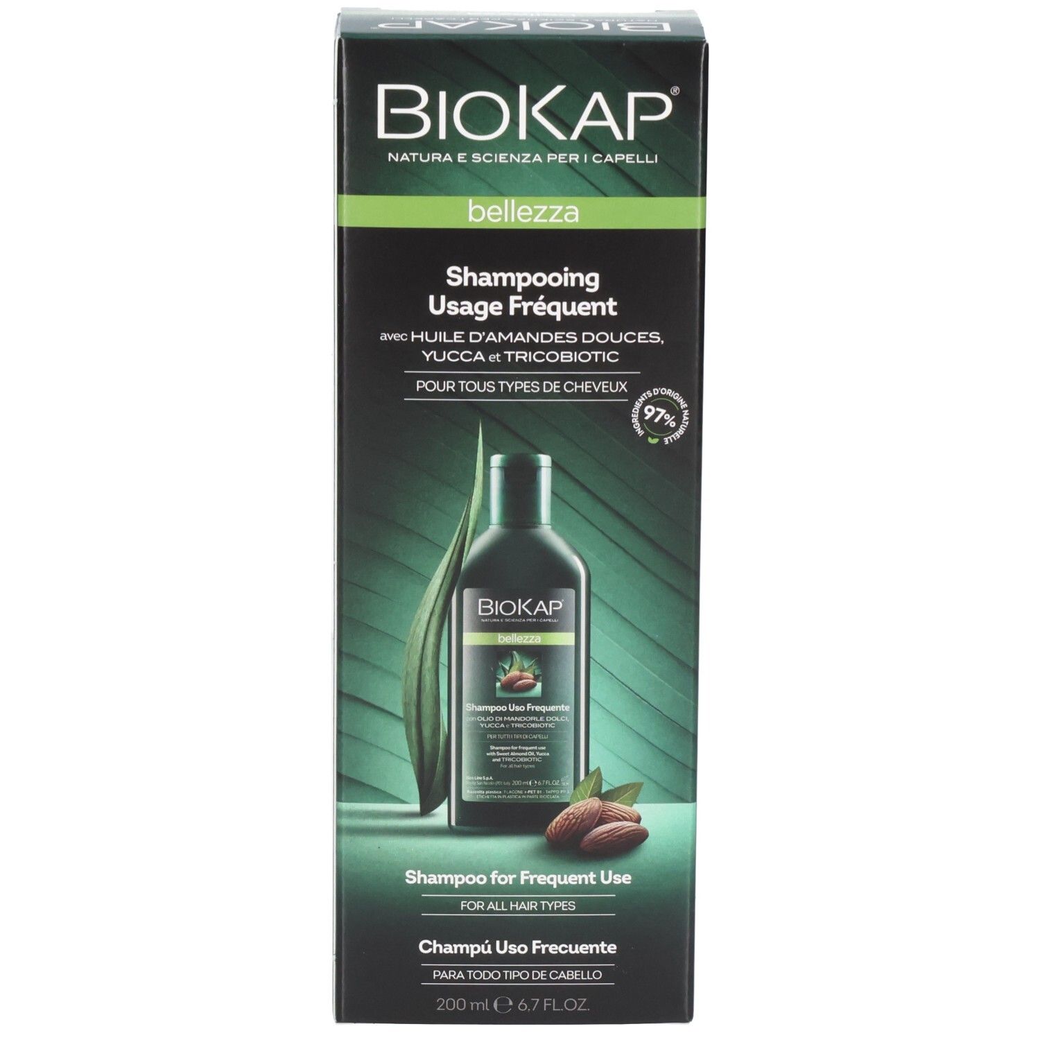 Emballage du produit avec flacon de shampooing. Inscription : BIOKAP, Bellezza, Shampooing Usage Fréquent. Avec huile d'amandes, yucca et TRICOBIOTIC.