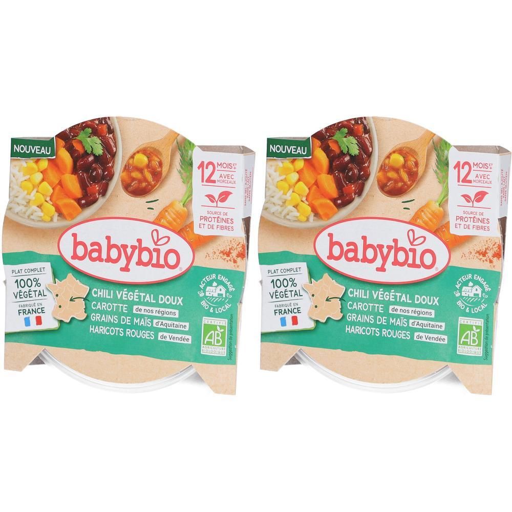 Deux plats préparés babybio. L'emballage présente du chili, des carottes, du maïs et des haricots rouges. Avec le label AB bio.
