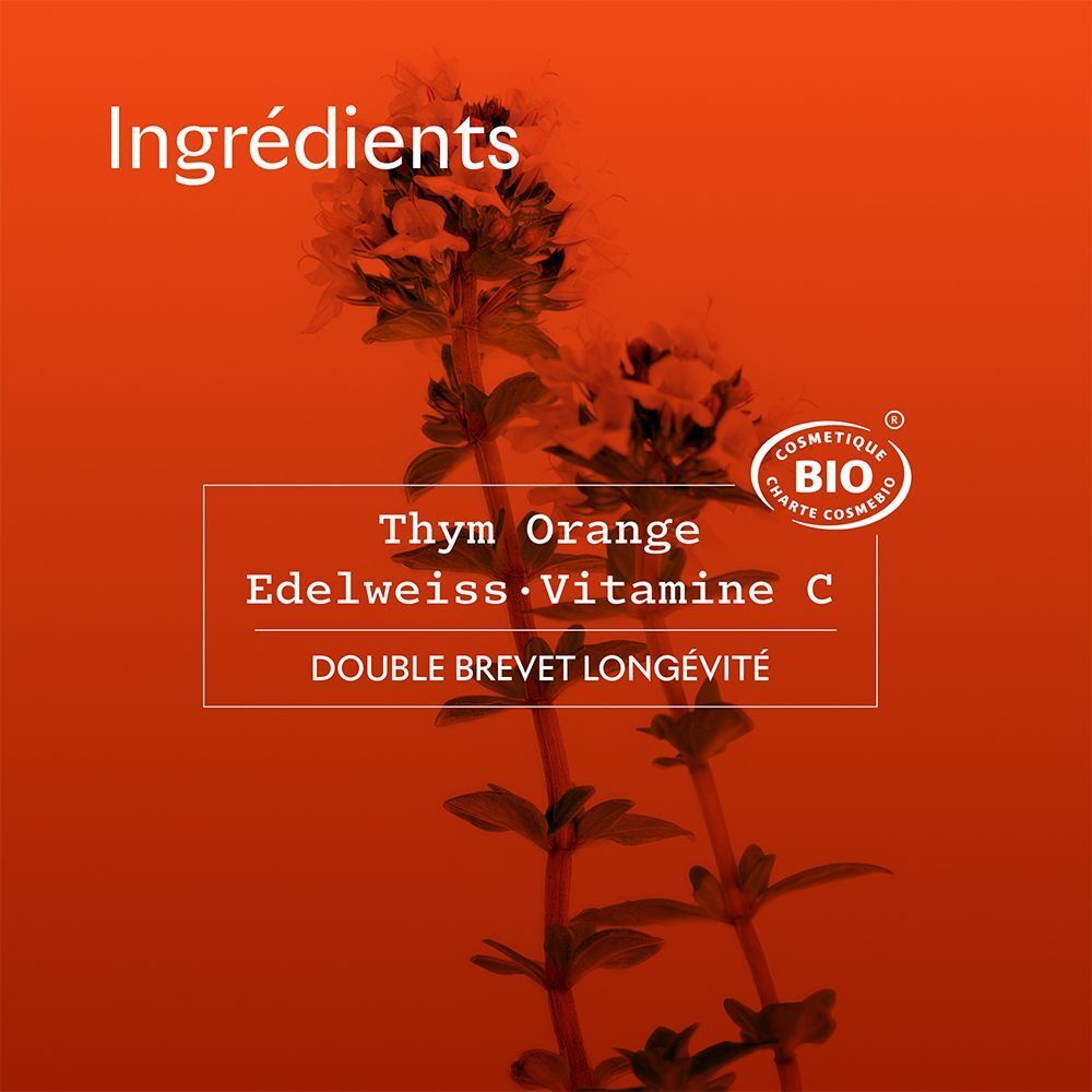 Gros plan sur du thym et de l'edelweiss. Texte: Ingrédients, Thym Orange, Edelweiss, Vitamine C. Certification Bio.