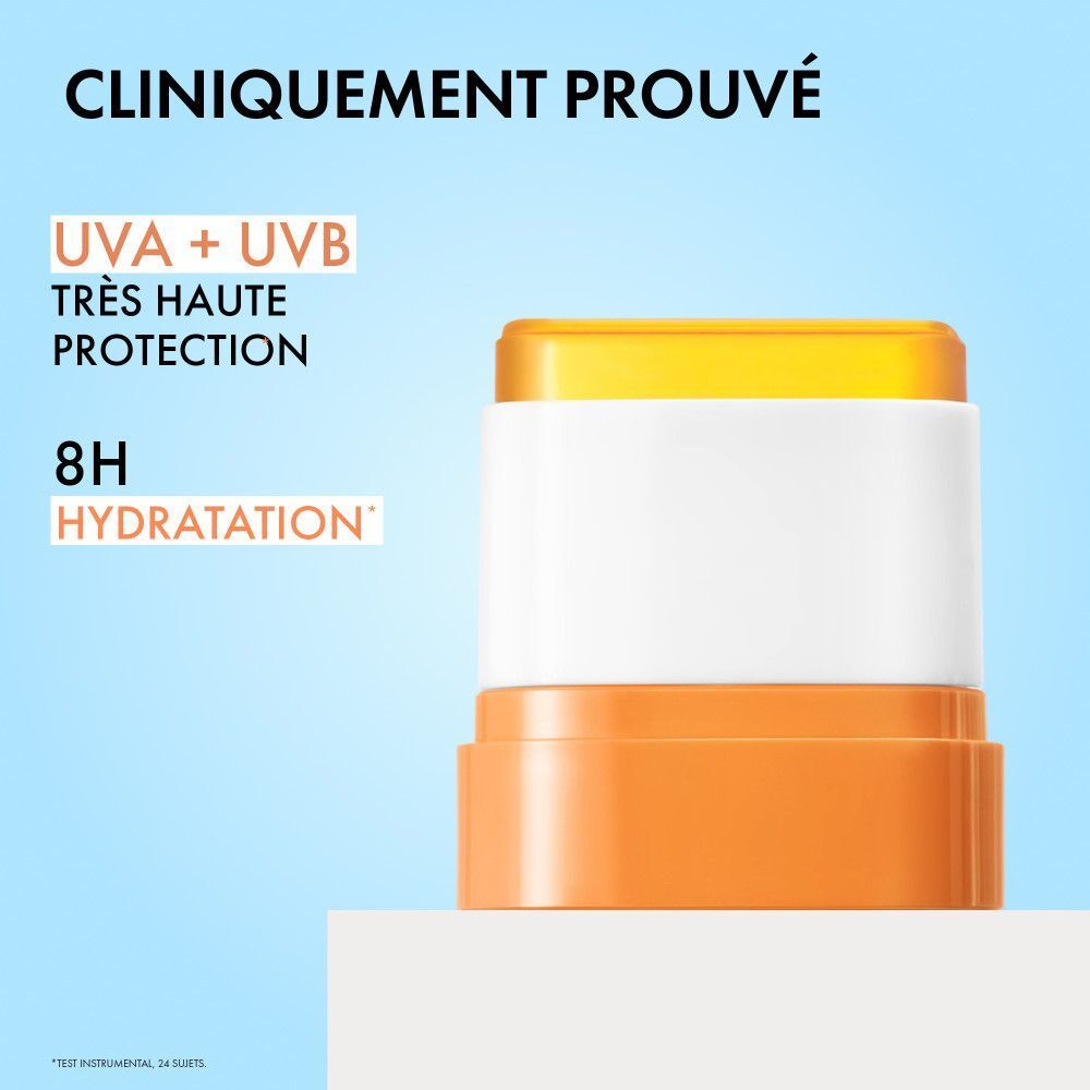 Vichy Capital Soleil UV Aqua Stick. Design orange et blanc. Texte : CLINQUEMENT PROUVÉ, UVA + UVB, 8H HYDRATATION.