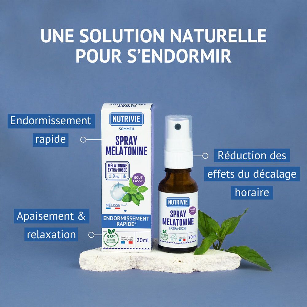 Spray Mélatonine Nutrivie et son emballage. Solution naturelle pour dormir, aide au sommeil rapide.