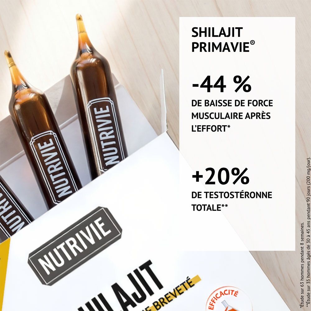 Gros plan sur des ampoules Nutrivie Shilajit Primavie dans un emballage ouvert.
