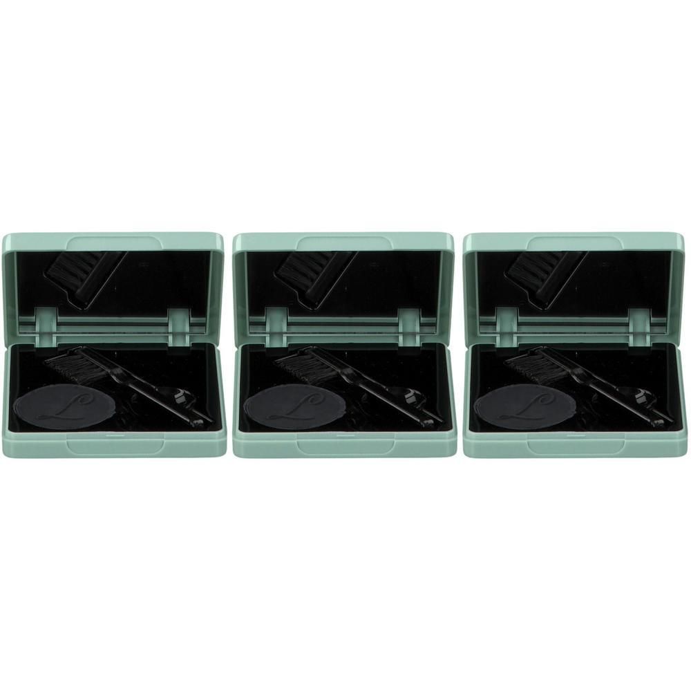 Trois étuis rectangulaires verts ouverts. Chacun contient un mascara cake, une brosse et un applicateur. Intérieur noir.