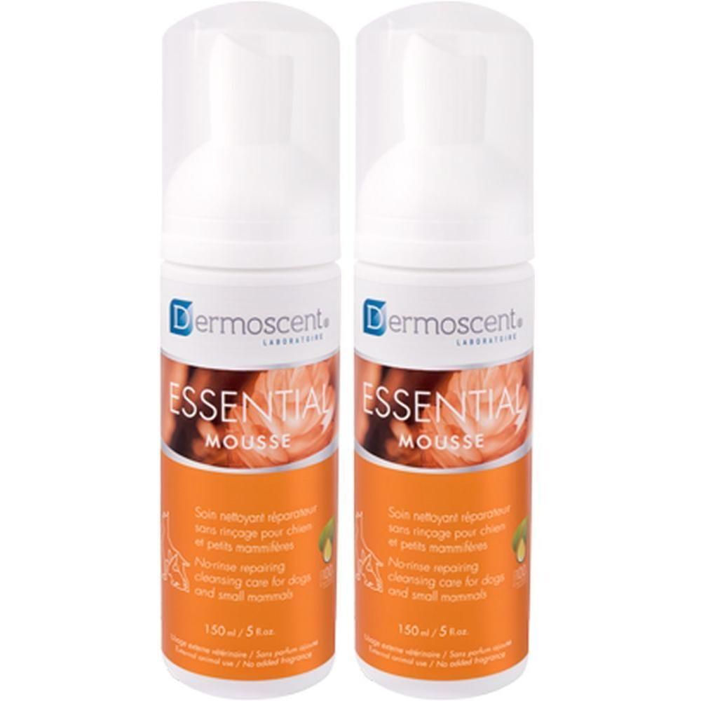 Deux flacons blancs avec pompes. Inscription: Dermoscent, ESSENTIAL MOUSSE. Étiquette orange avec texte et logo.